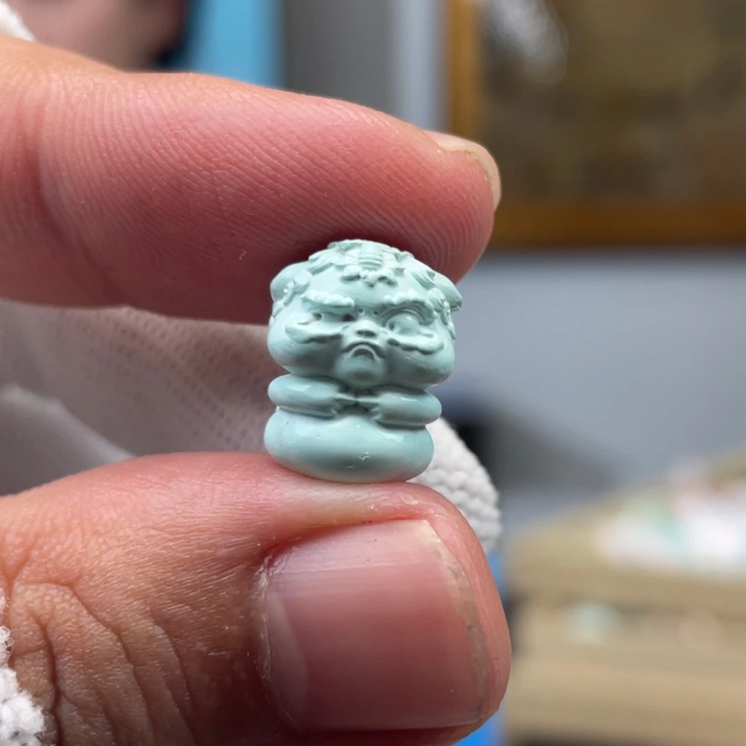 绿松石未镶嵌挂件