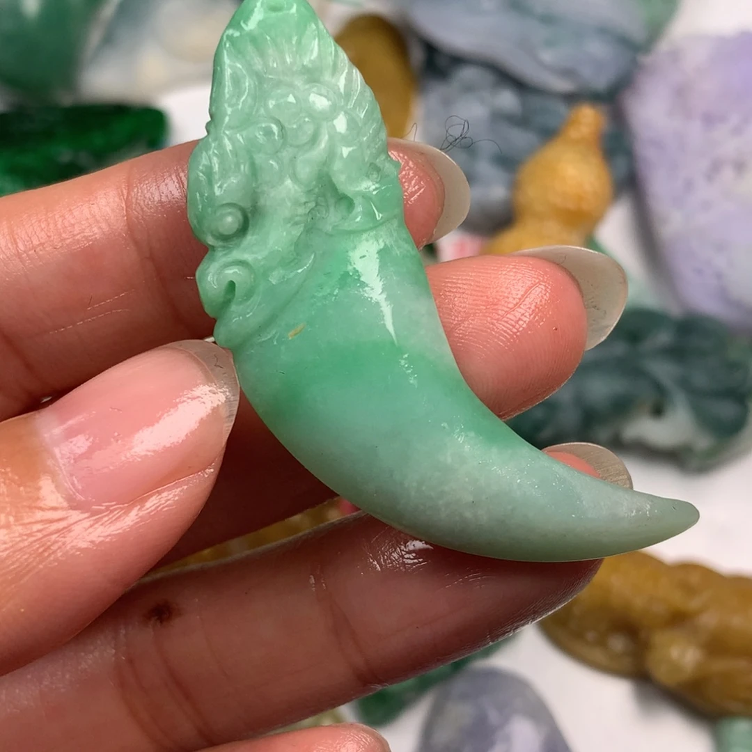 定制翡翠未镶嵌翡翠