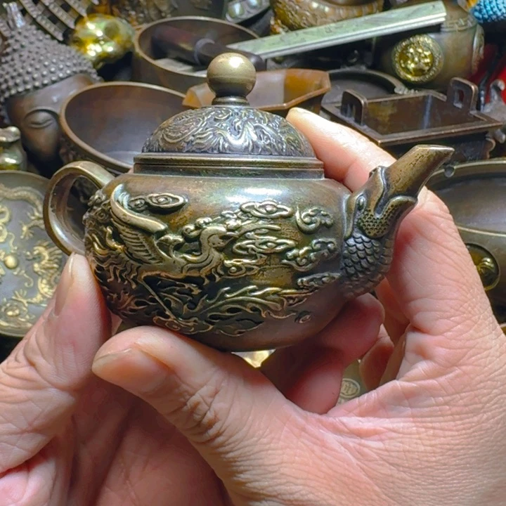 铜器摆件收收藏藏