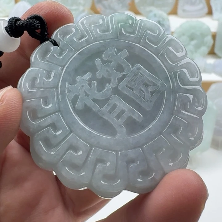 翡翠未镶嵌颈饰天然缅甸A货翡翠