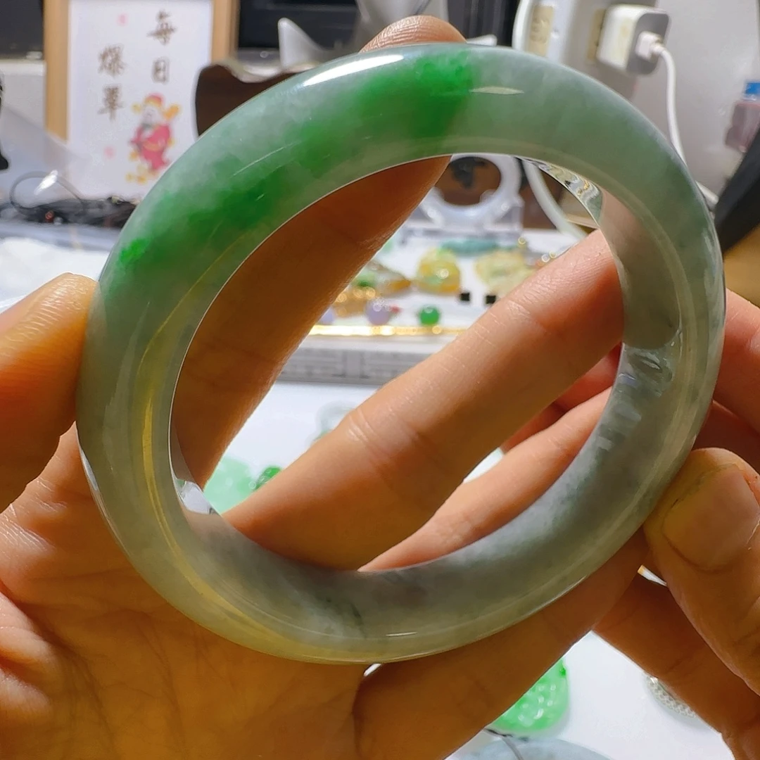 翡翠未镶嵌手镯翡翠660