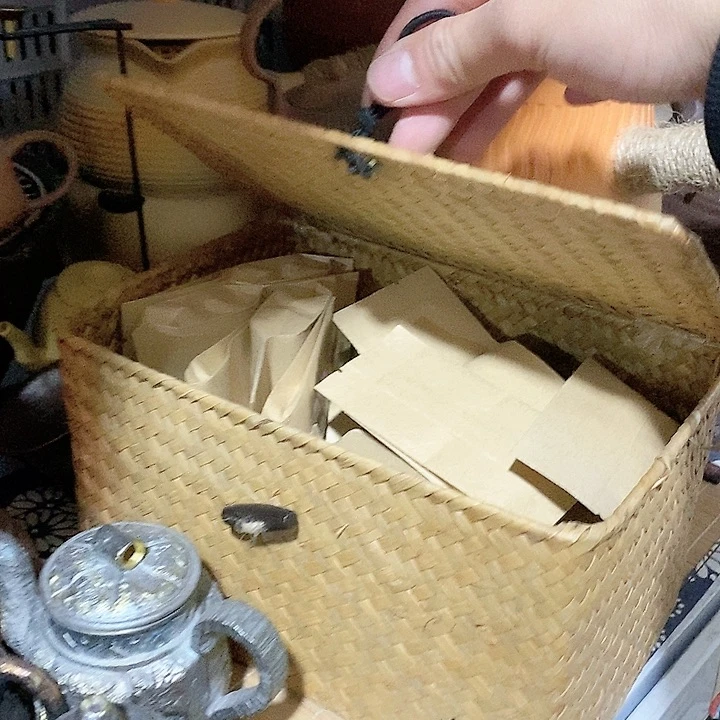 瓷片s**u荷花的小秘密是吗……然后我们的一