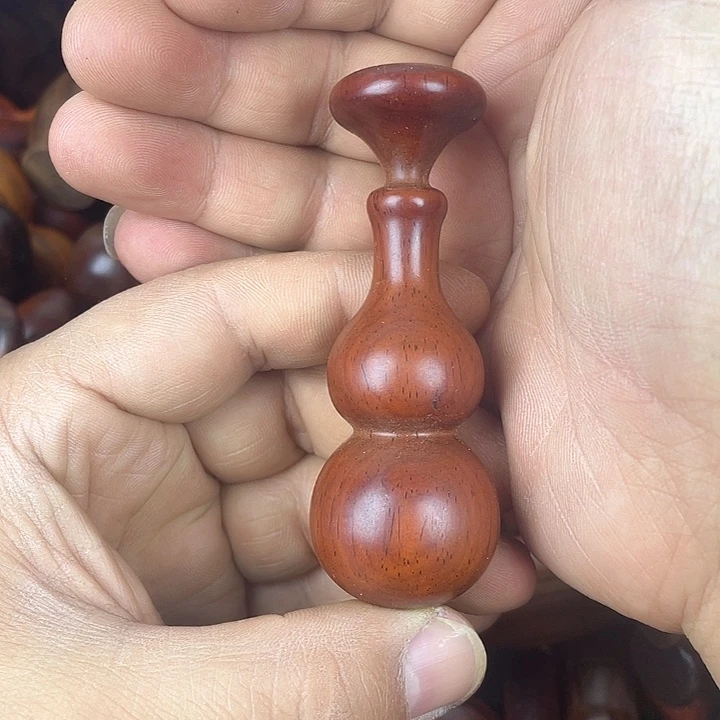 微凹黄檀（南美大红酸枝）大**脉