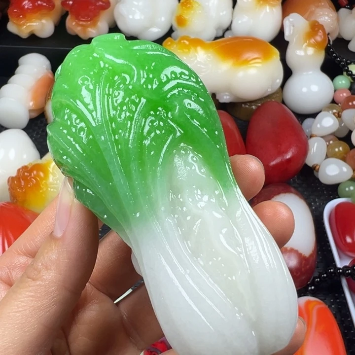 新疆戈壁五彩石金丝