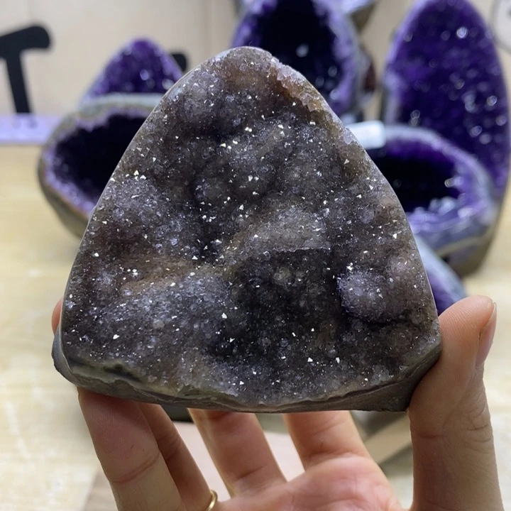 水晶大型摆件（非配饰）未镶嵌