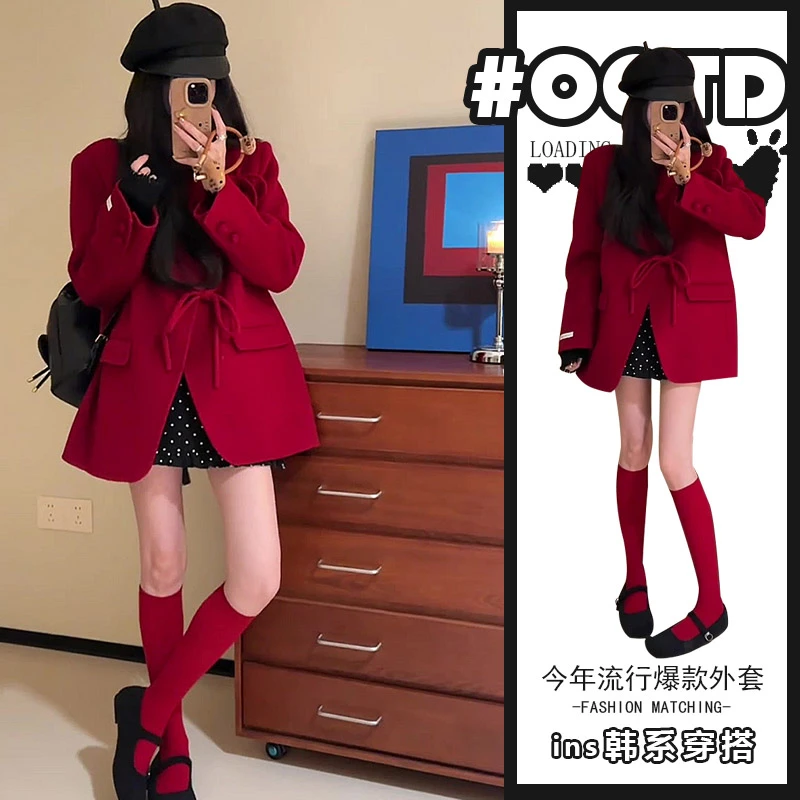2025春秋新款时尚气质新年红西装外套女高级感小个子别致毛呢上衣