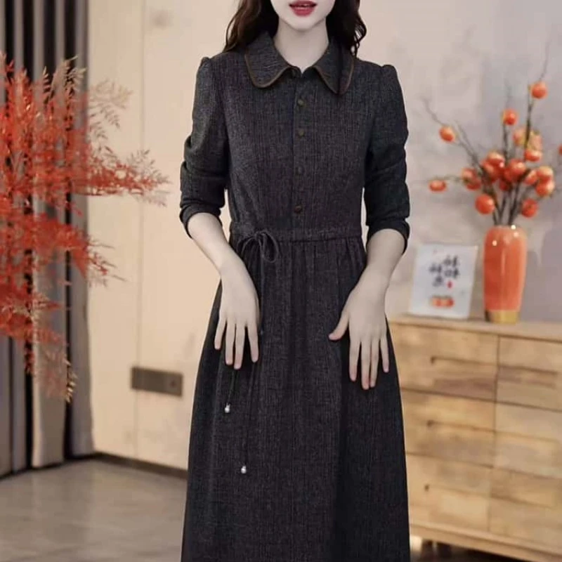 A530【连衣裙】2025早秋新款时尚精致优雅修身显瘦减龄休闲连衣裙