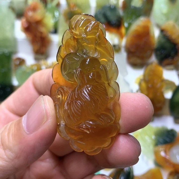 蛇纹石玉珠宝半成品未镶嵌