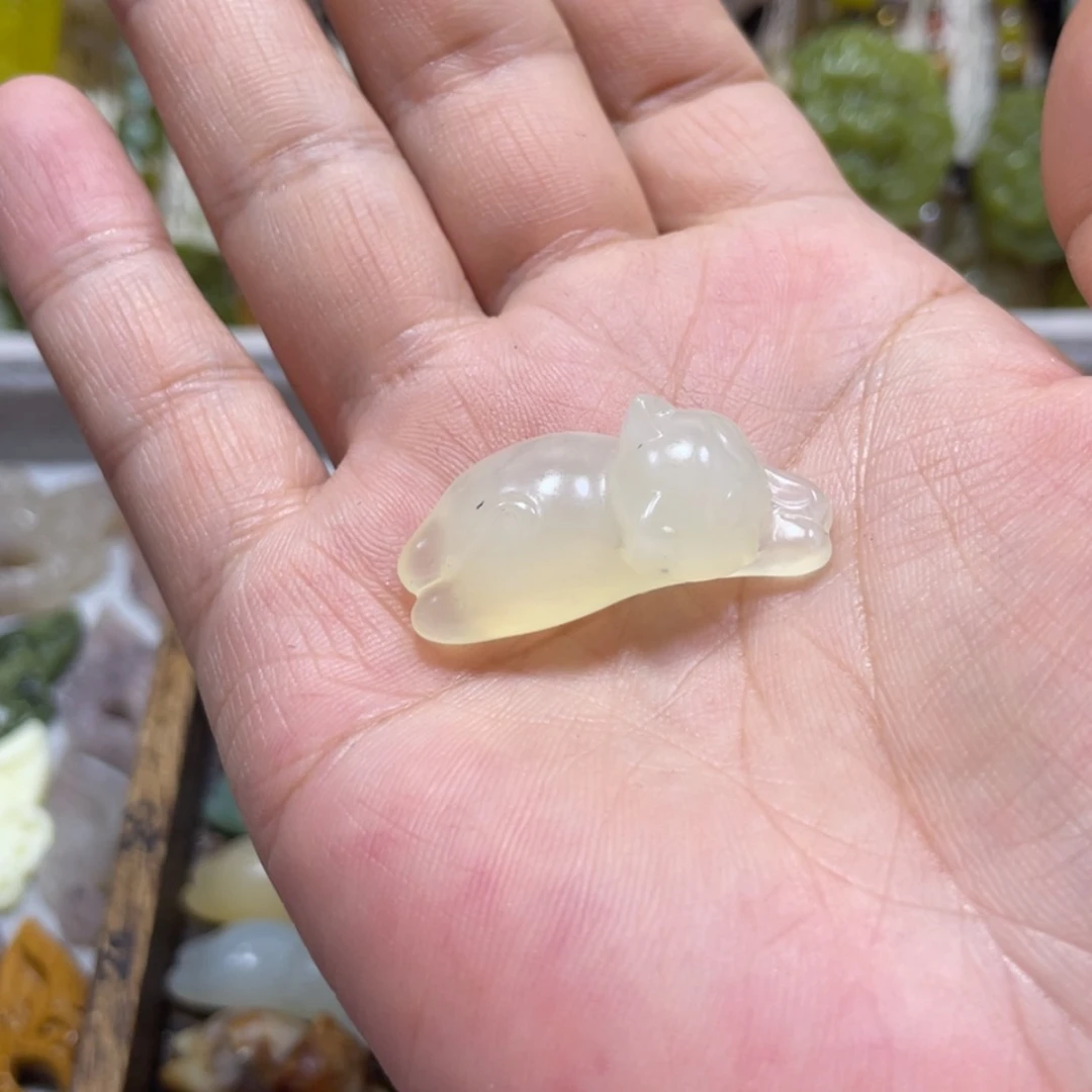 【闪购商品】岫玉颈饰未镶嵌梨****步81吊坠