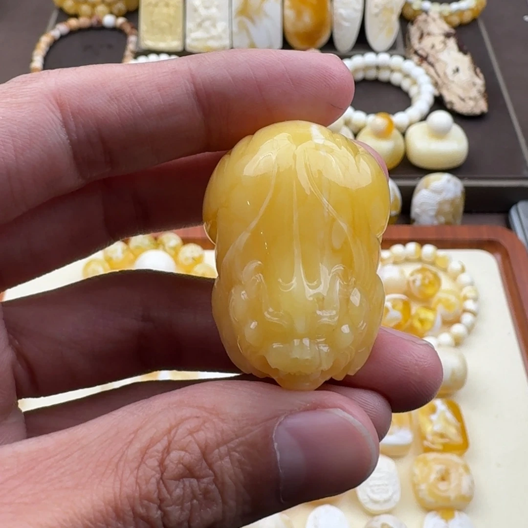 琥珀未镶嵌裸石蜜蜡