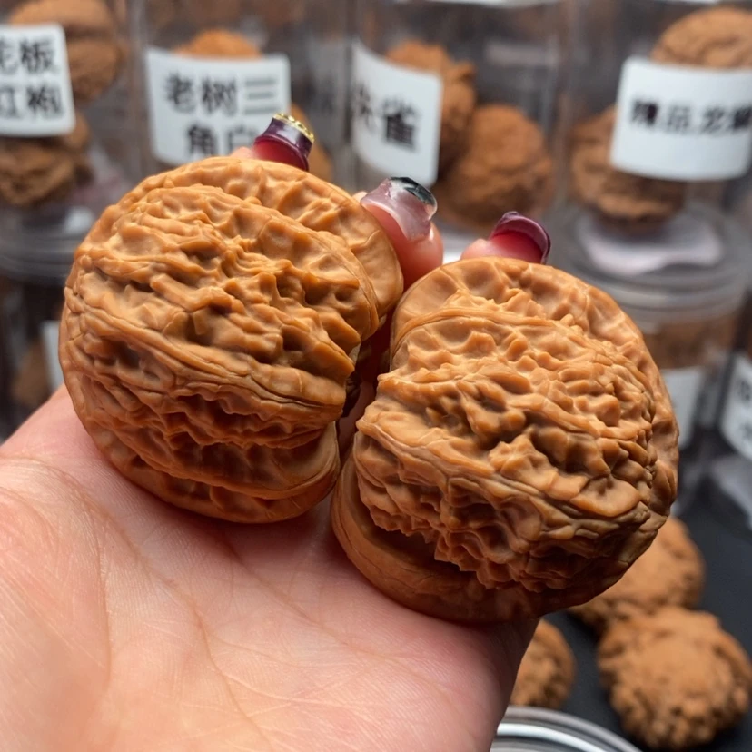 【闪购商品】吊坠文玩核桃白狮子43