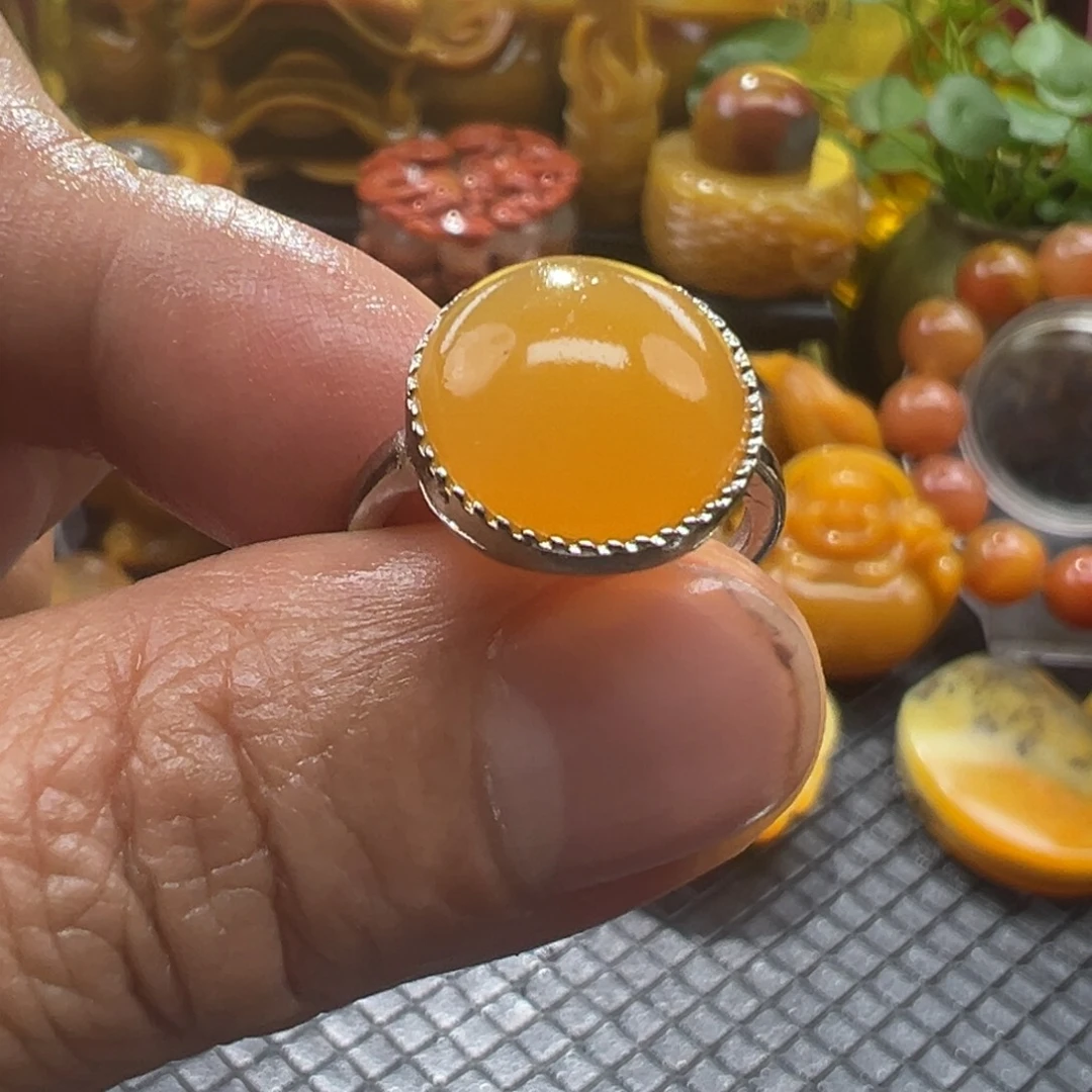 石英质玉未镶嵌颈饰