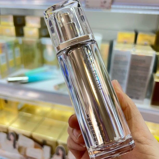 瞳话多肽赋能珍萃眼霜