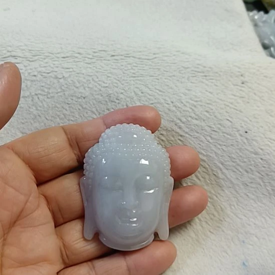 翡翠颈饰未镶嵌平**水