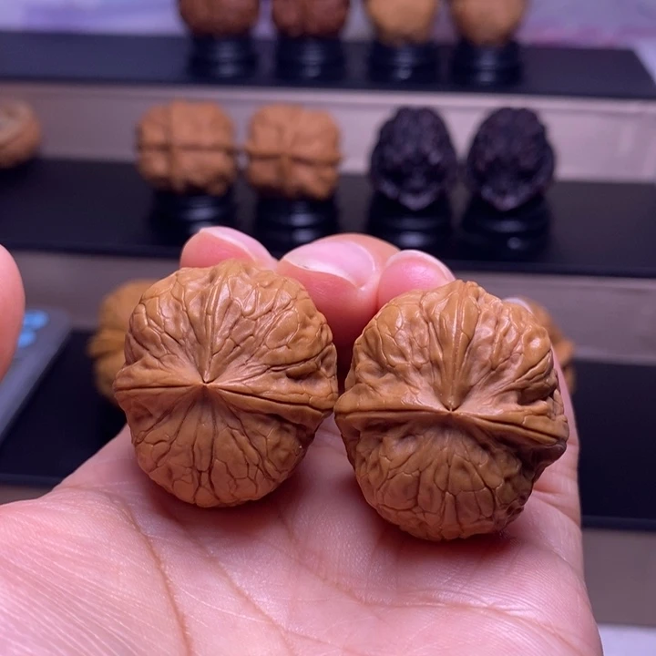 文玩核桃把件聚宝盆三楞41