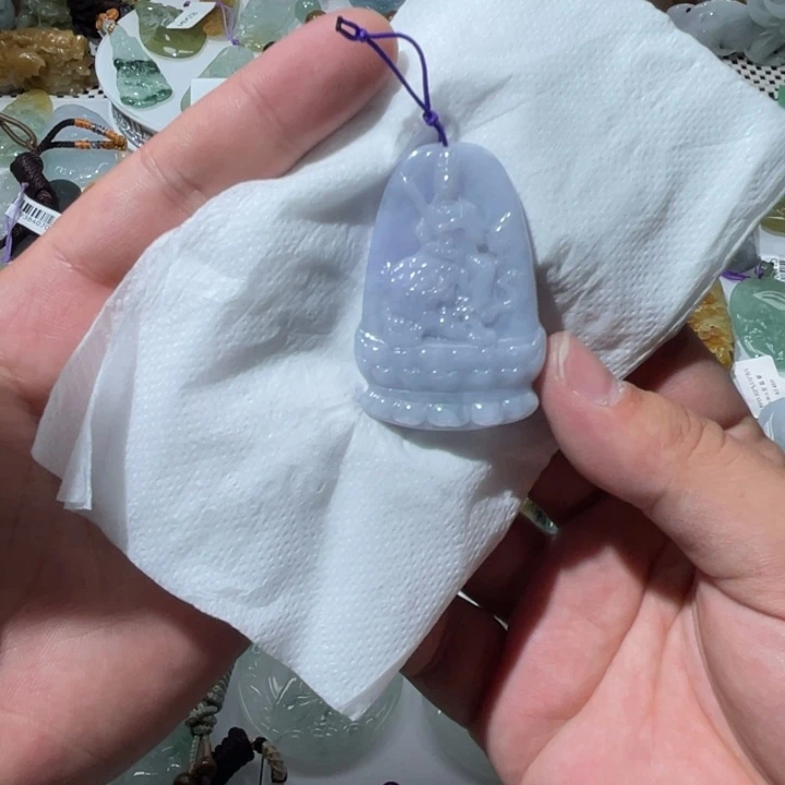 翡翠颈饰未镶嵌天然