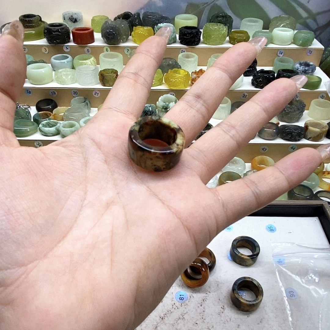 金***光岫玉未镶嵌天然岫玉戒指