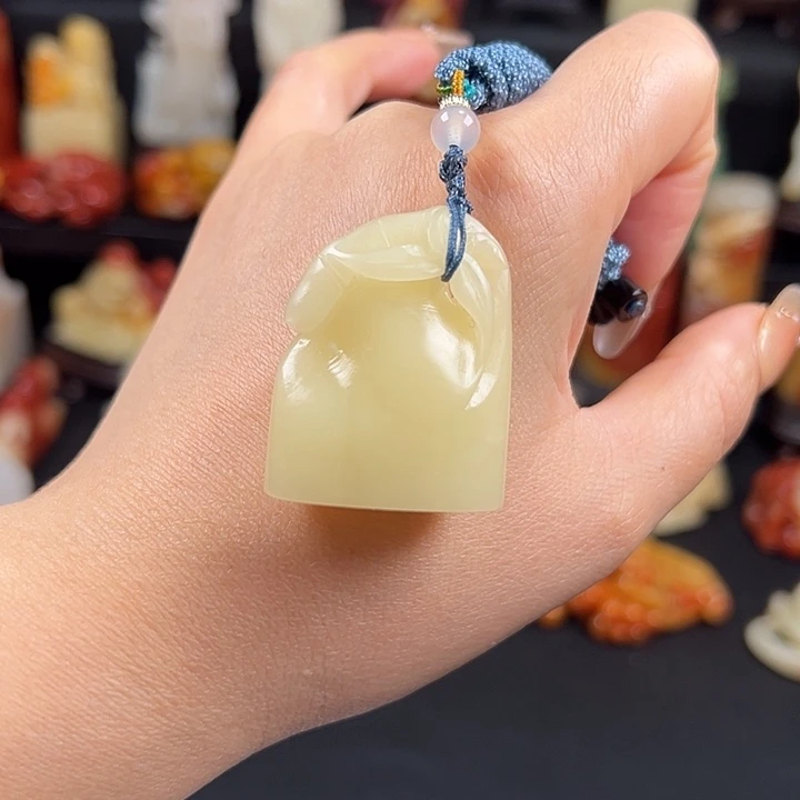 寿山石老性芙蓉石