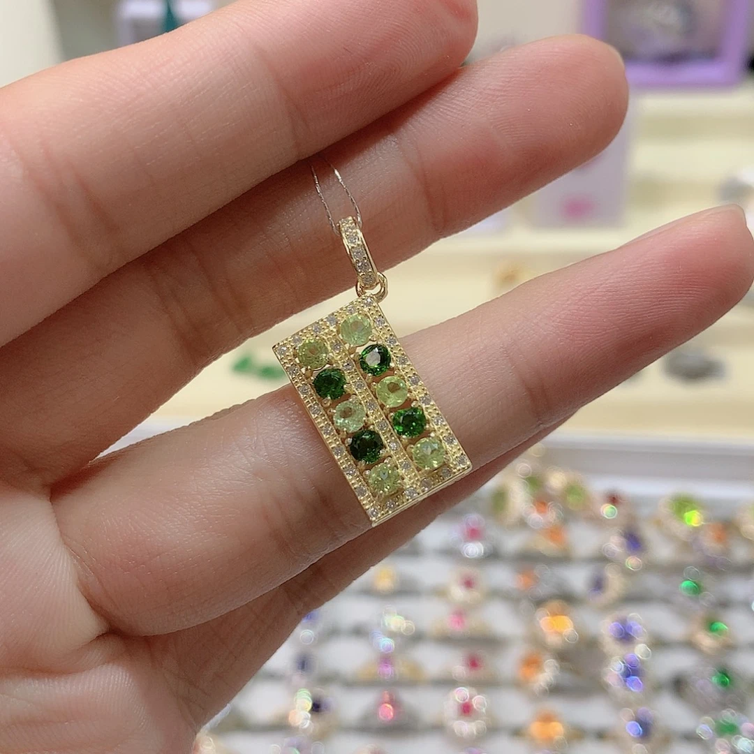 ****～吊坠赠链银S925镶嵌橄榄石