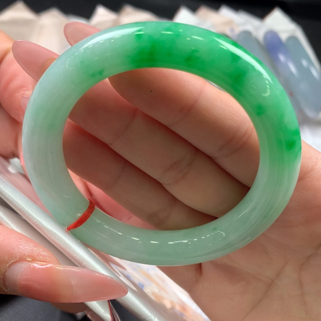 翡翠未镶嵌手镯54圆条