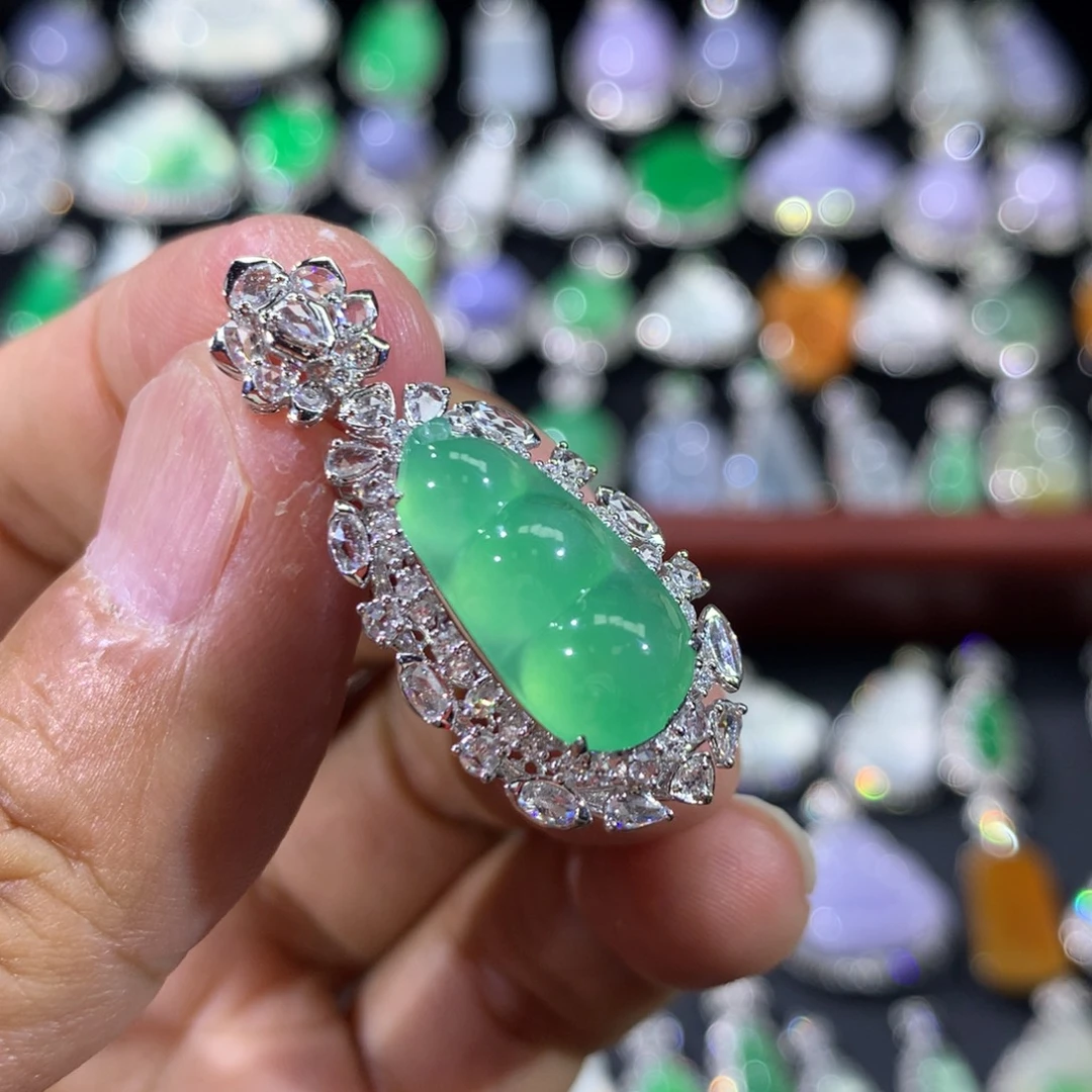 翡翠18K金镶嵌吊坠(不含链)