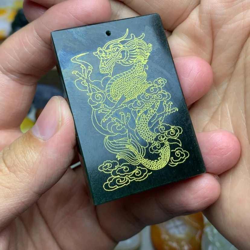 【闪购商品】颈饰未镶嵌和田玉