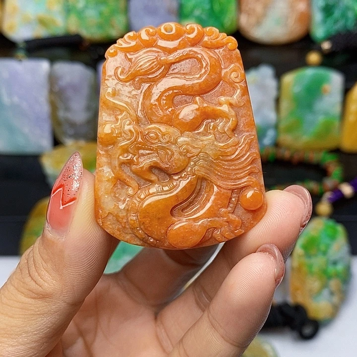翡翠未镶嵌颈饰翡翠A货一物一证