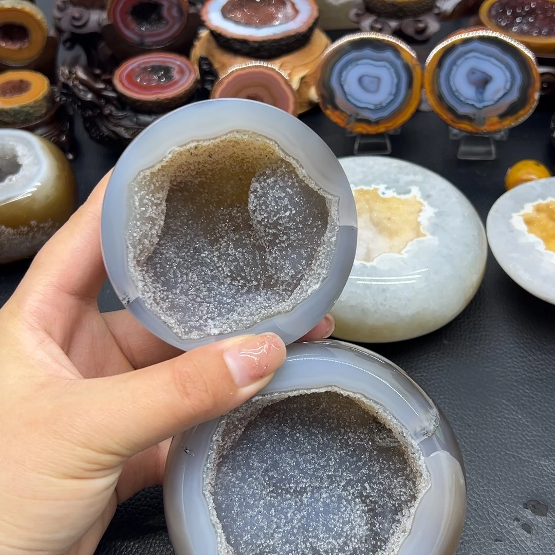未镶嵌水晶大型摆件（非配饰）