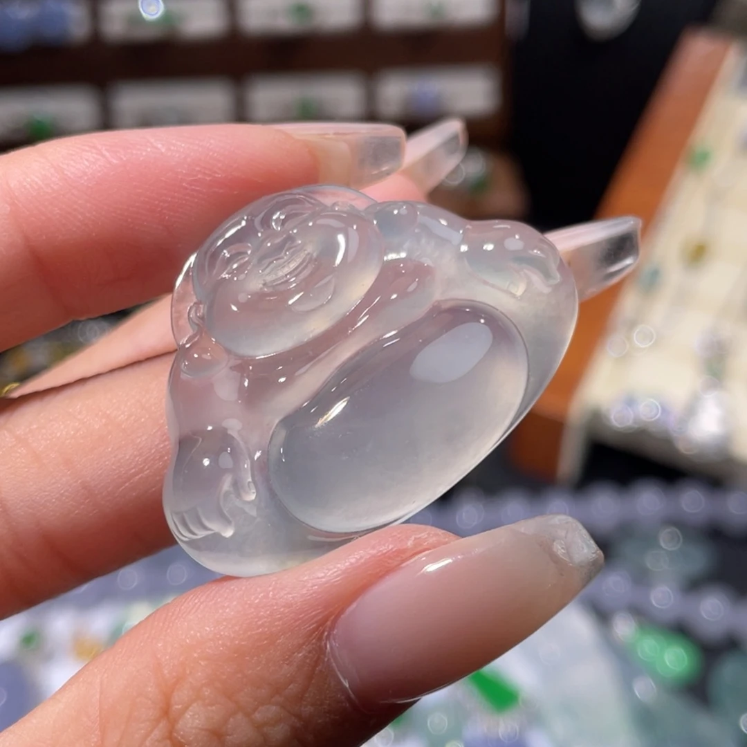 翡翠未镶嵌颈饰佛公