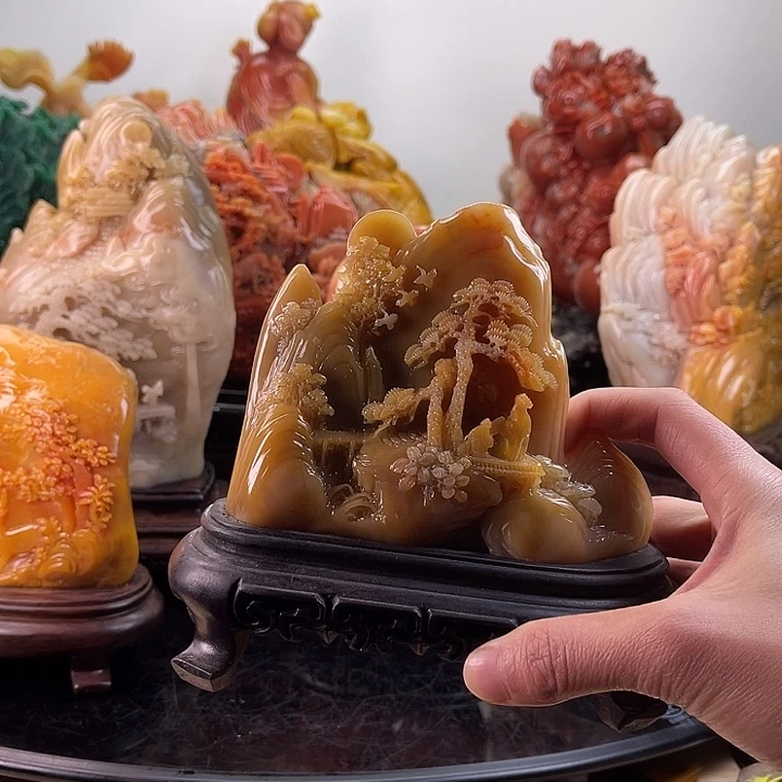 田黄石抱琴访友摆件