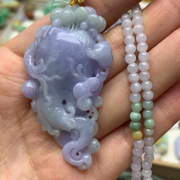 颈饰未镶嵌翡翠翡翠