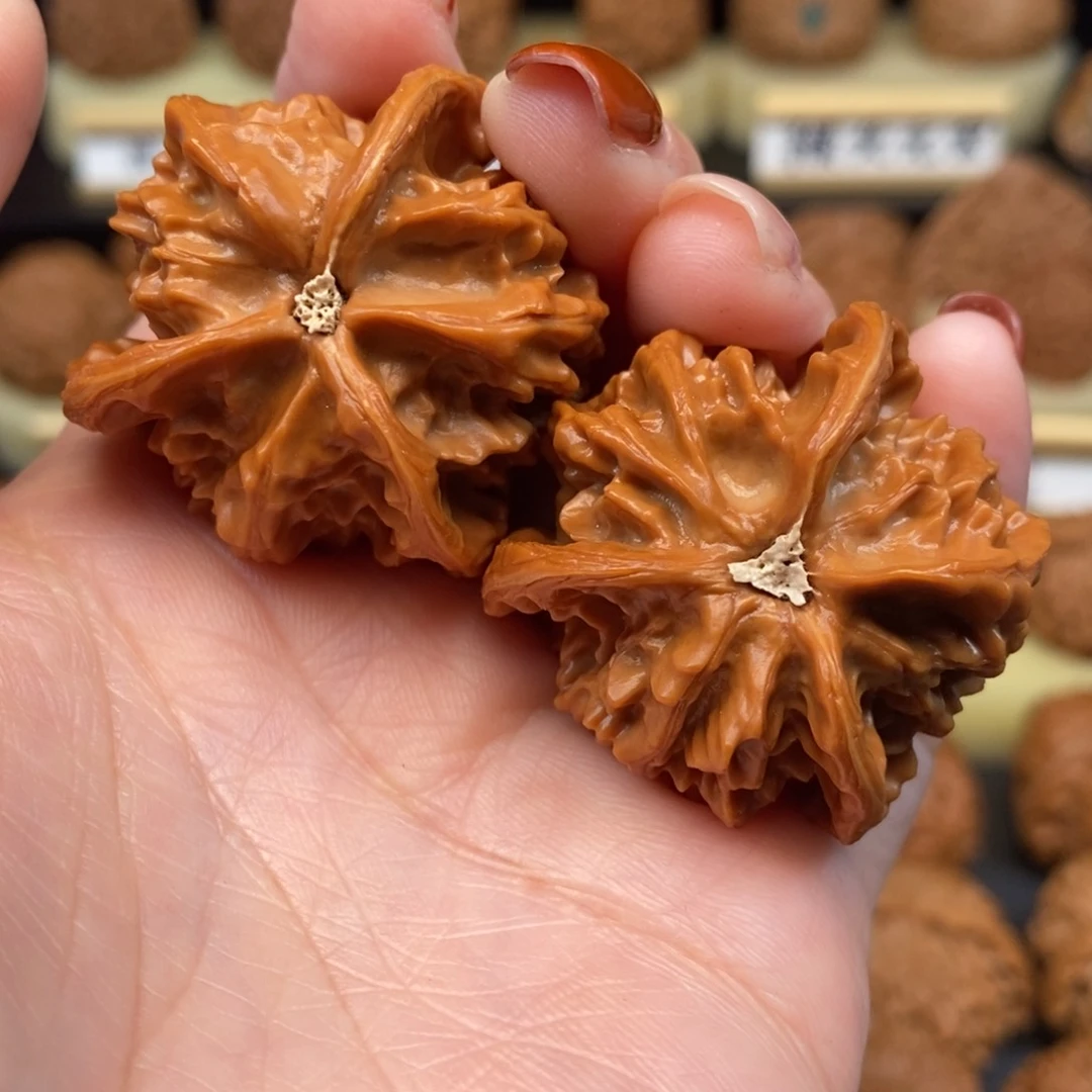 吊坠文玩核桃?*三棱