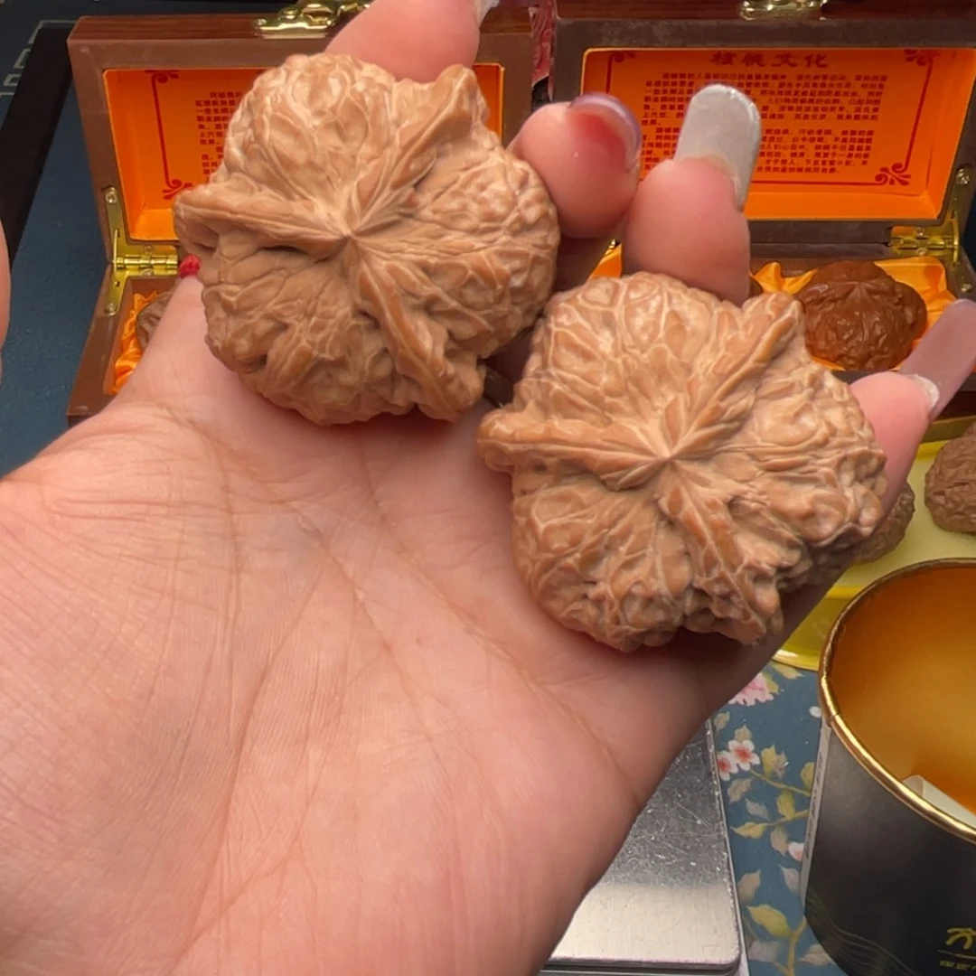 文玩核桃把件?****?南瓜墩三棱