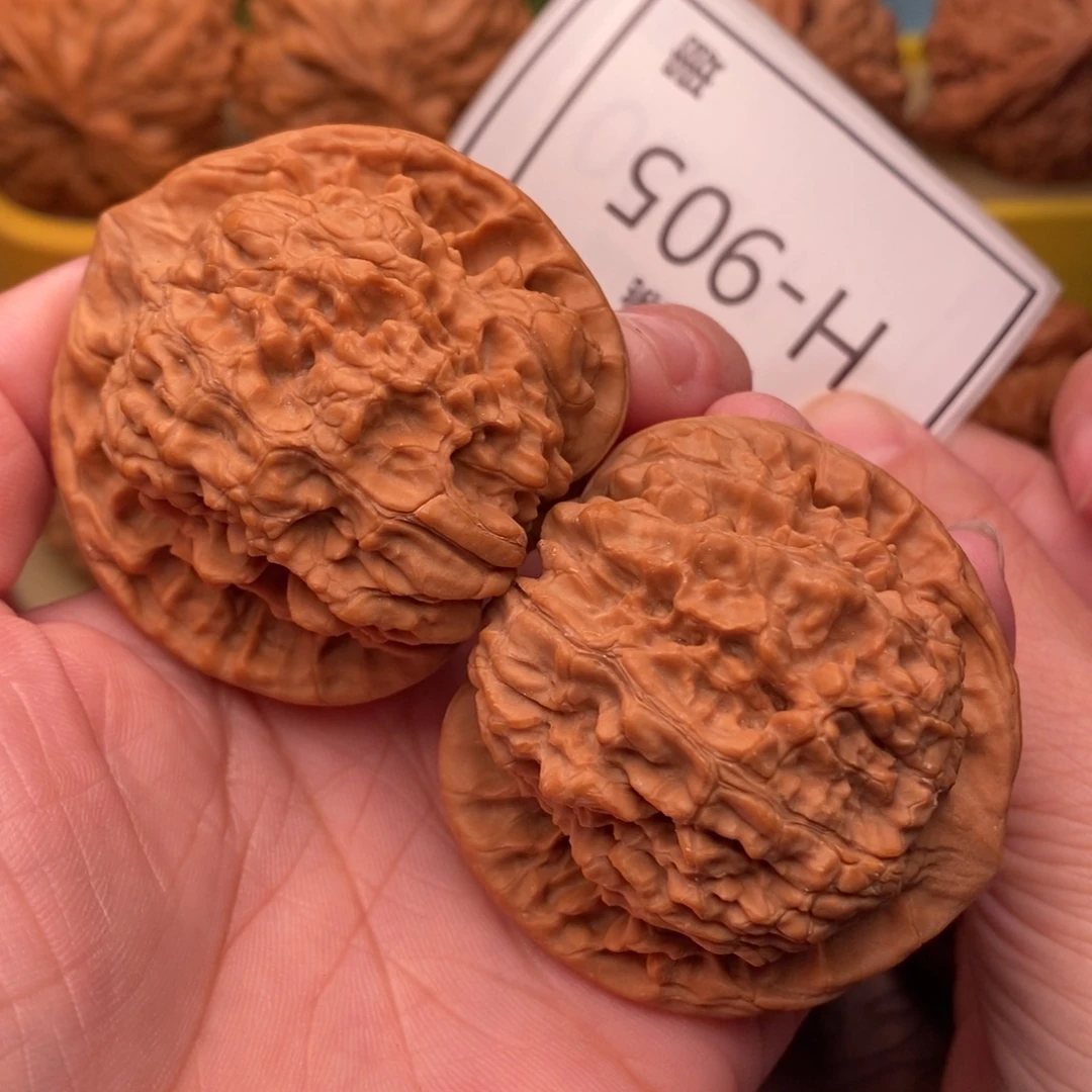 桃核把件官帽49….