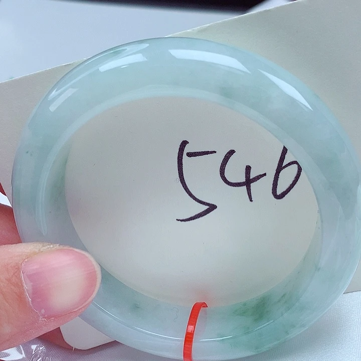 翡翠未镶嵌手镯翡翠