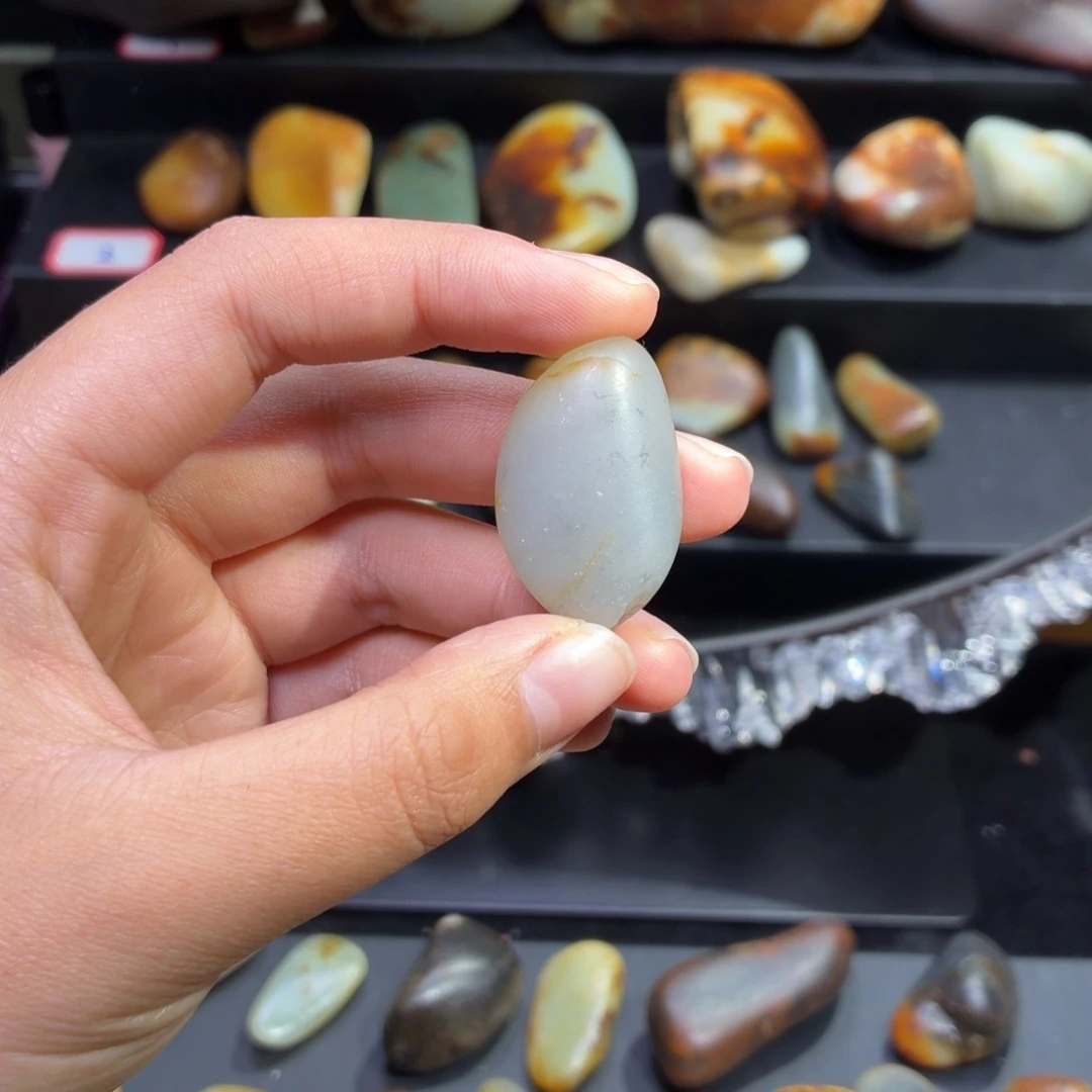 和田玉未镶嵌挂件15.7