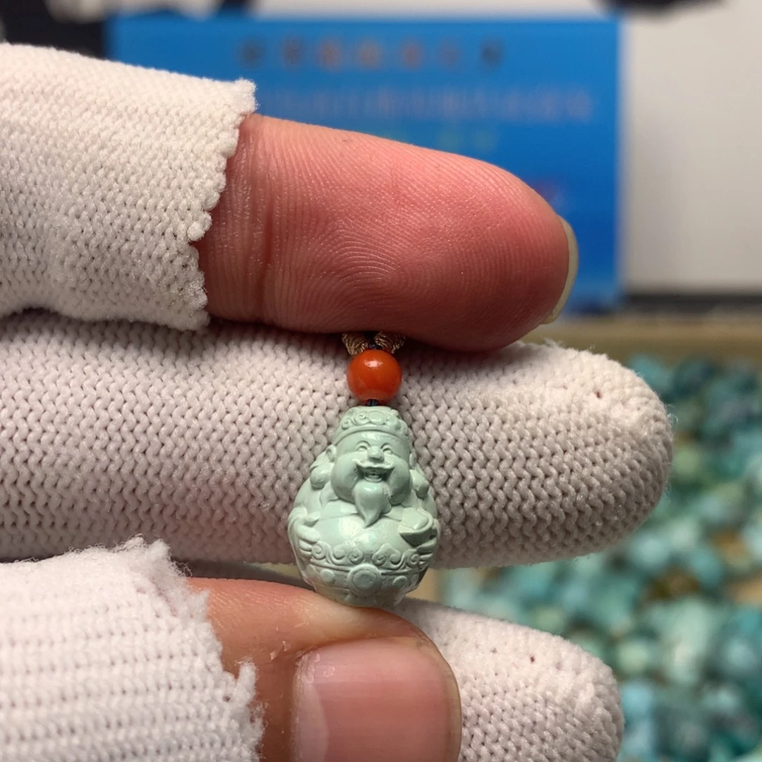 绿松石未镶嵌挂件