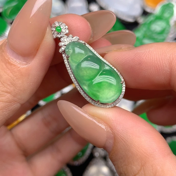 翡翠18K金镶嵌吊坠(不含链)