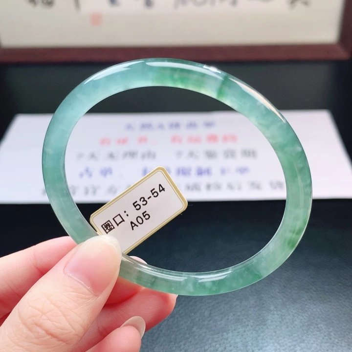 翡翠未镶嵌手镯翡翠手镯83