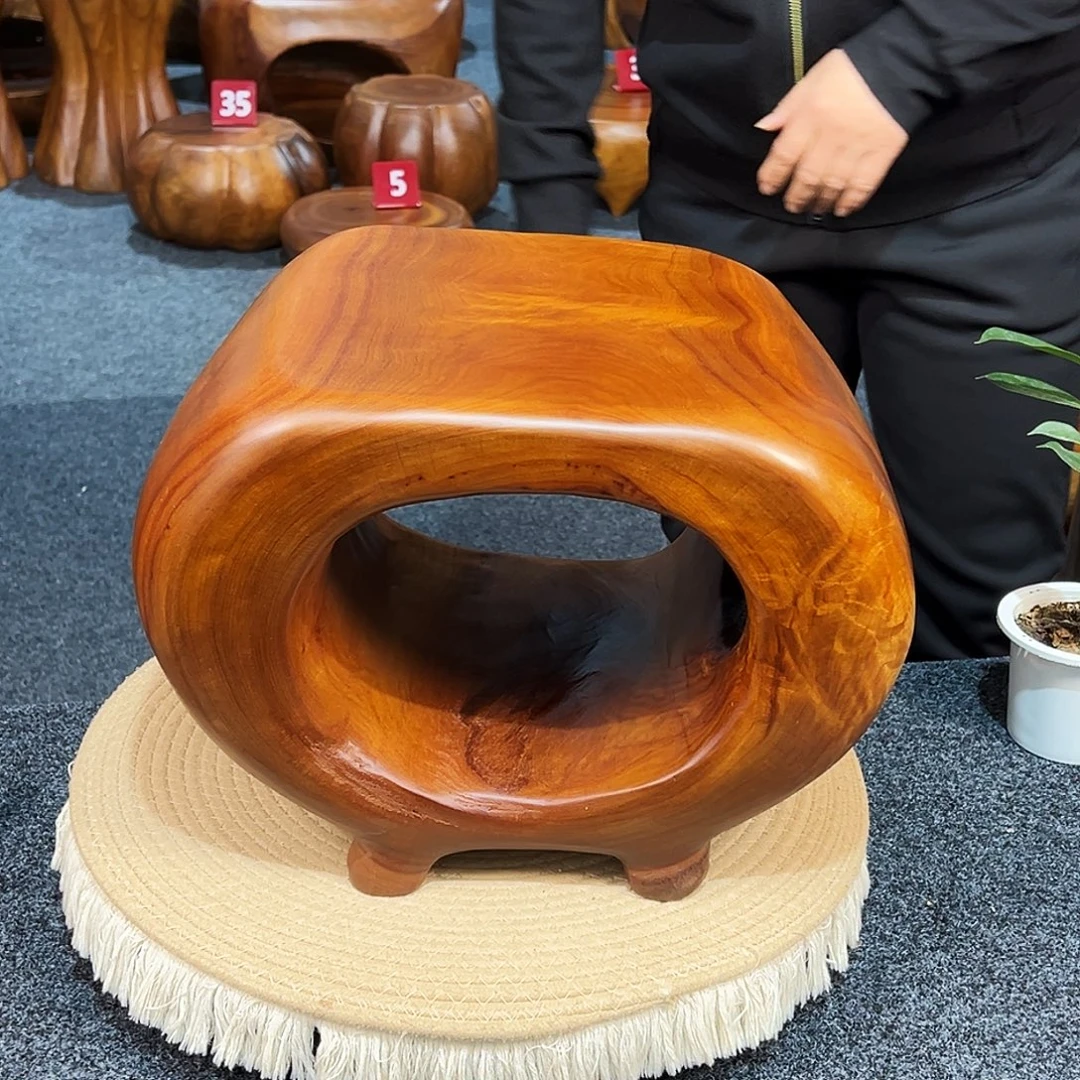 15 号香樟木尺寸：35-27-26cm