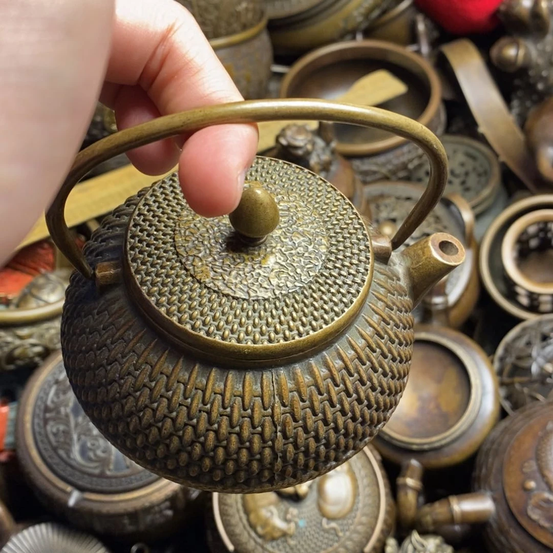 精美铜器做工精良