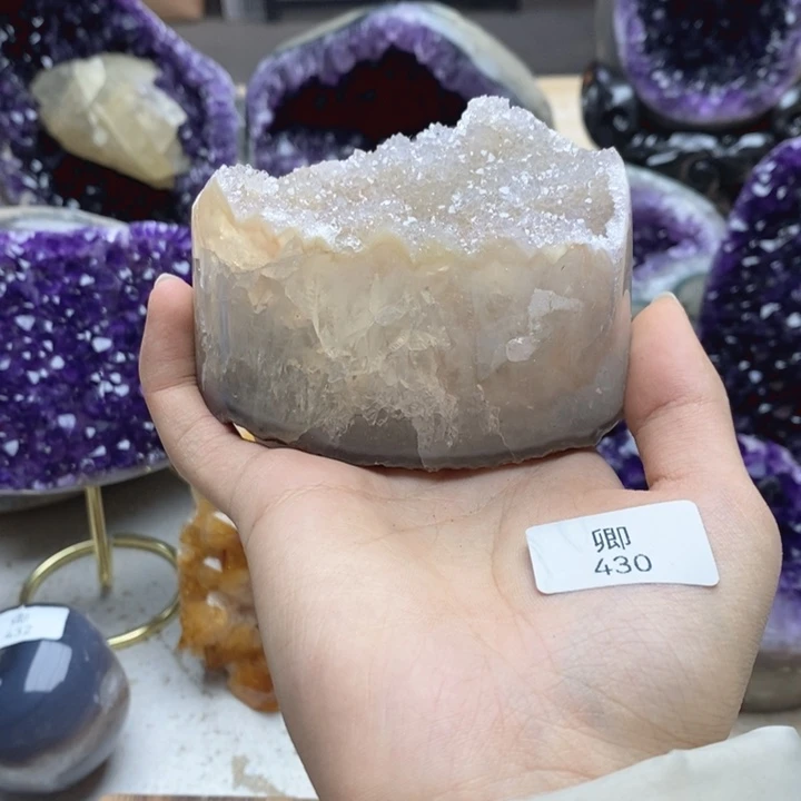 紫晶未镶嵌大型摆件（非配饰）