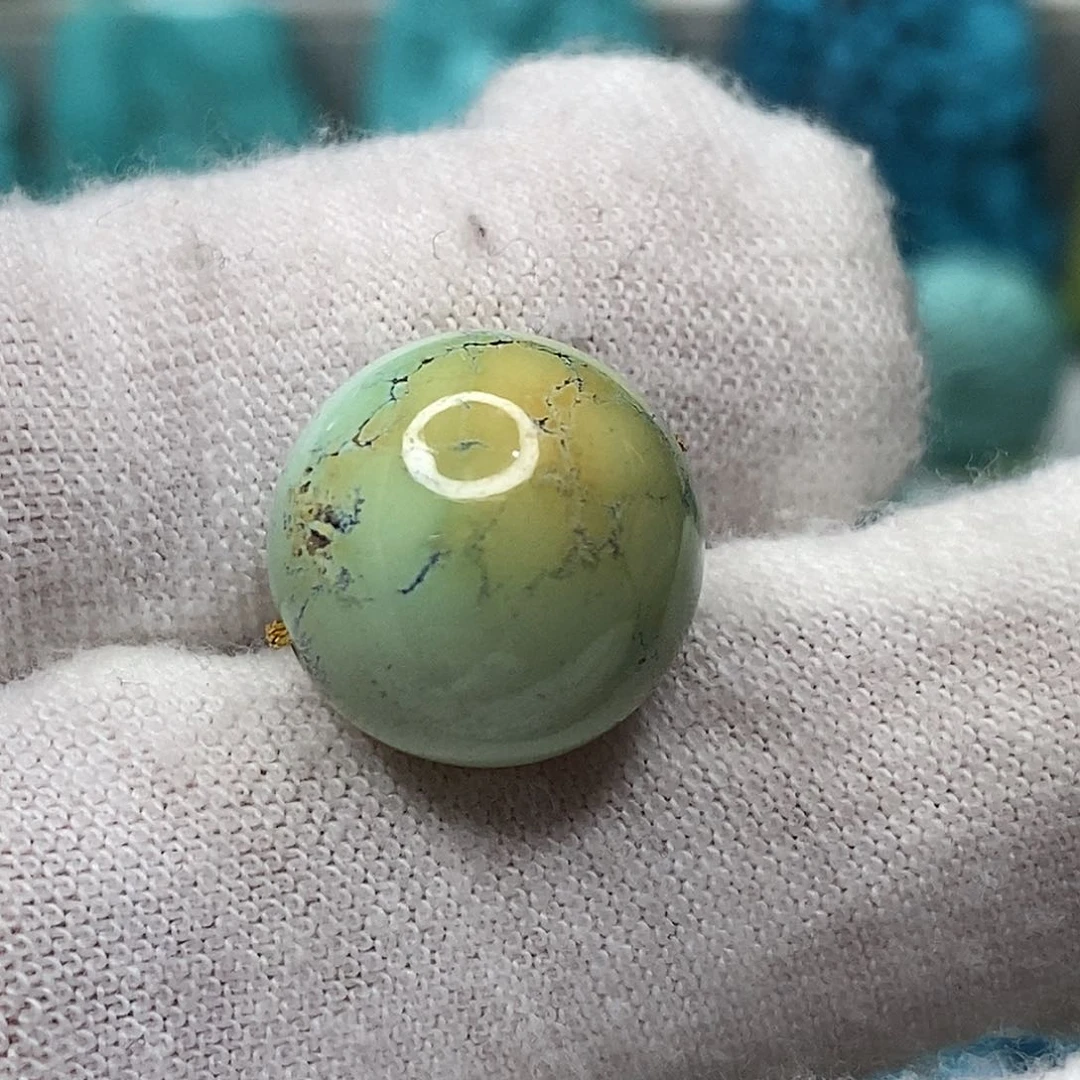 未镶嵌绿松石天然原矿 带武汉地大证书