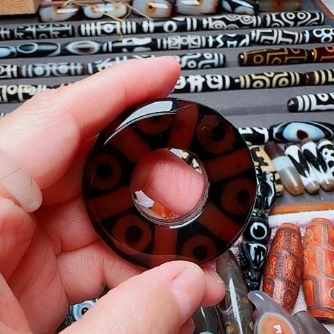 合金颈饰玛瑙/玉髓