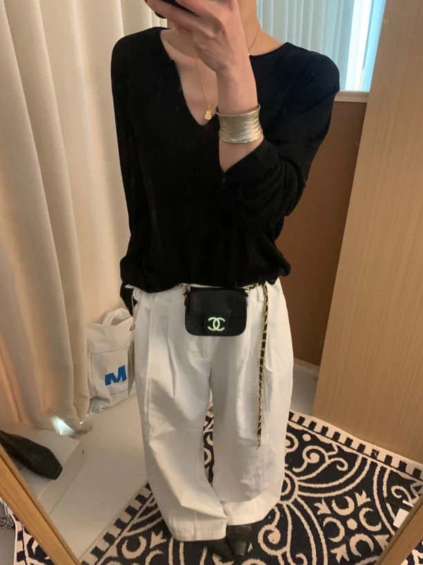 显瘦v领侧口袋薄款针织衫毛衣套头