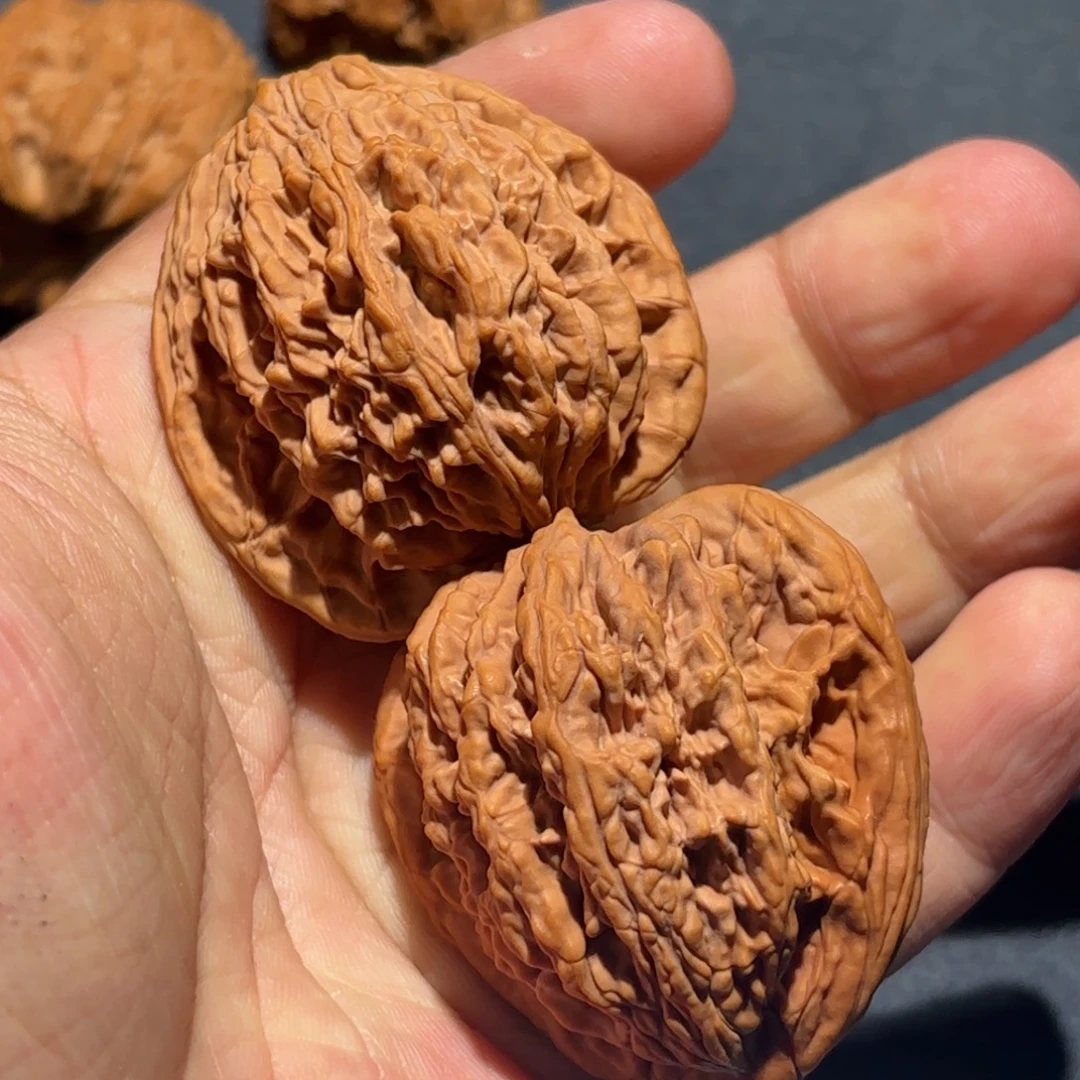 吊坠桃核虎头核桃