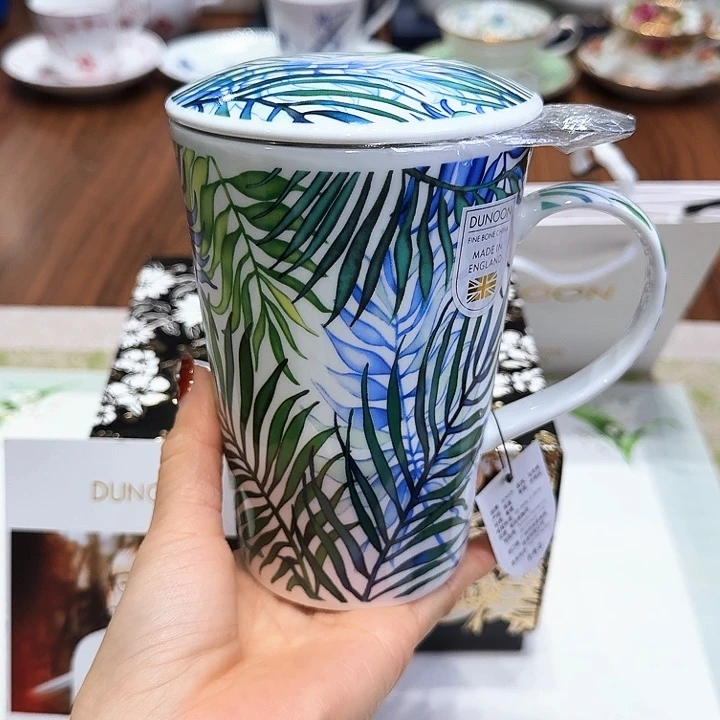 瓷片杯子杯子杯子水杯杯水杯