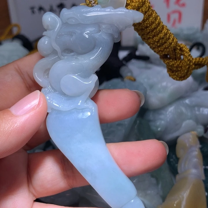 翡翠未镶嵌颈饰保真天然A货翡翠