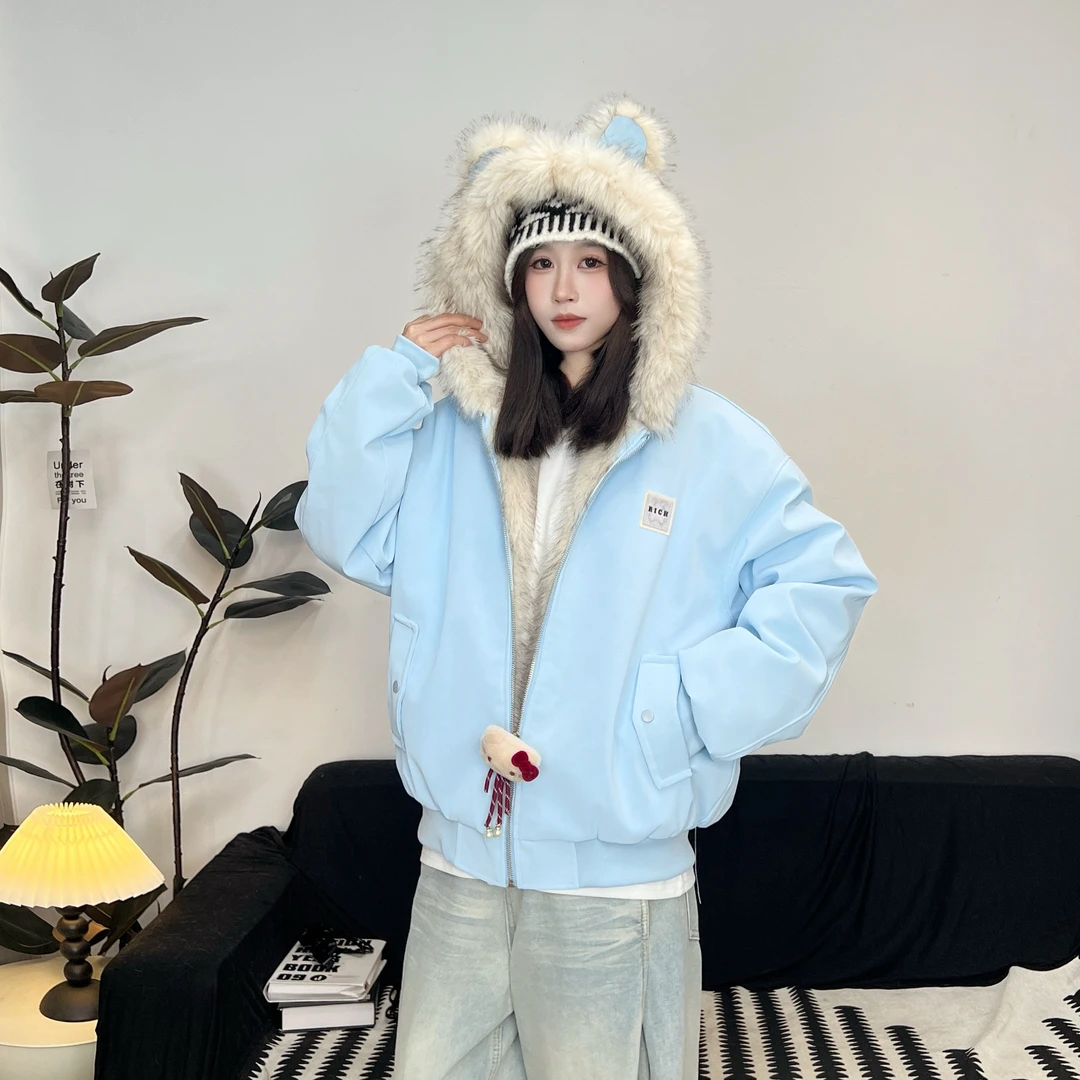 冬季座山雕凯蒂猫挂件上衣原创复古加厚绒学院风棉服耳朵皮外套女