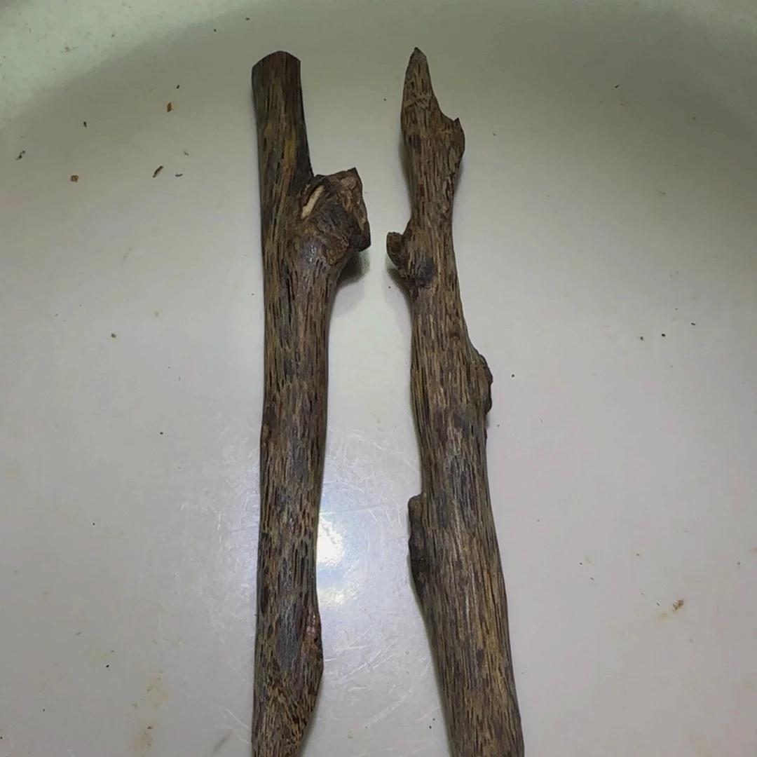 手把件沉香莫****玲沉香奇楠天然虫漏香13克